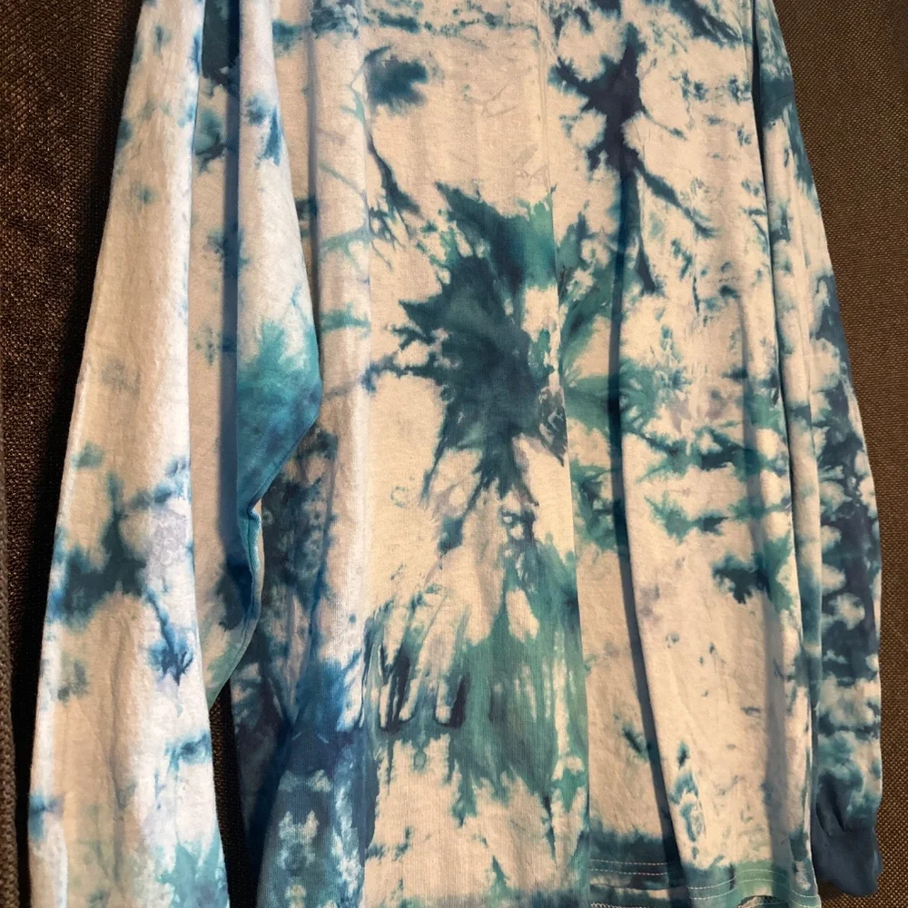 NEW! XL Long Sleeve Tie Dye Tee - Picture 2 of 6